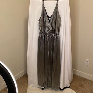 Large Shimmery, silver, jumper